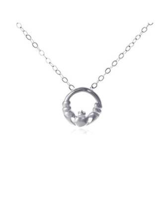 little claddagh pendant