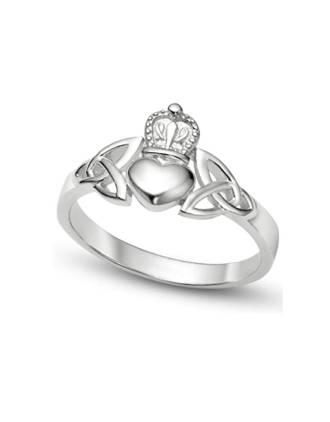 Celtic Knot Claddagh Ring